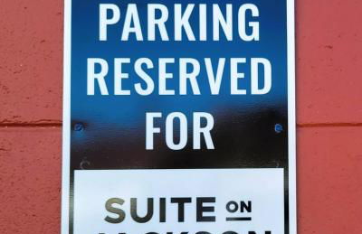 Private Boutique Getaway - Fireplace & Soaking Tub - Downtown Loft - by Cross-Key Vacation Rentals - Photo 31