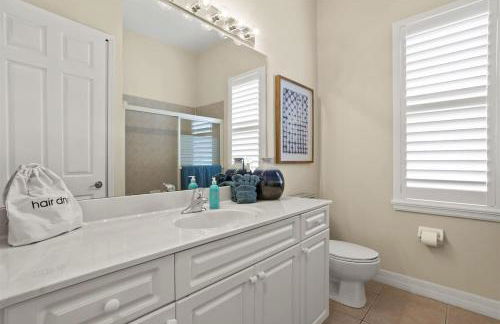 Cape Serenity- Premier Waterfront Villa with Kayaks and Bikes - Photo 26