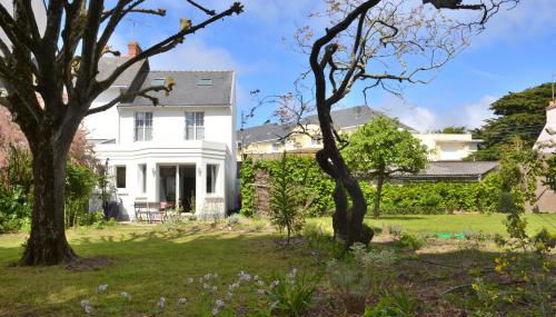 KERJACNINE, à 300 m du port, maison 7 couchages avec grand jardin - Foto 3