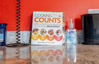 Great 4BR Home Near Emerald Pointe & Downtown - Foto 18