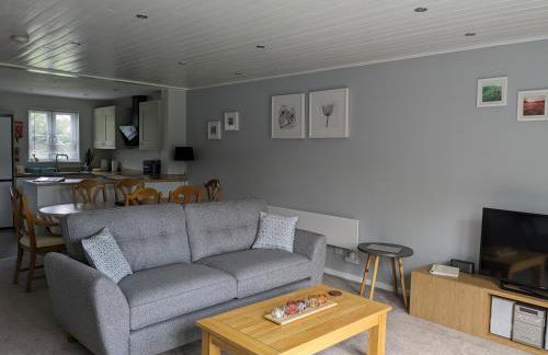 Lovely Lakeside lodge for families and friends - Foto 7