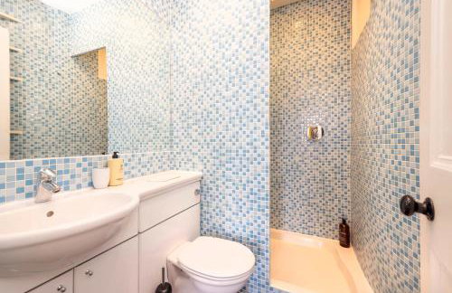 JOIVY 5 Bedroom Apt Near Meadows & George Square - Foto 78