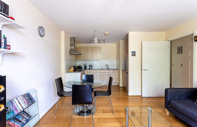 Modern 1 Bedroom Apartment in West London - Foto 20
