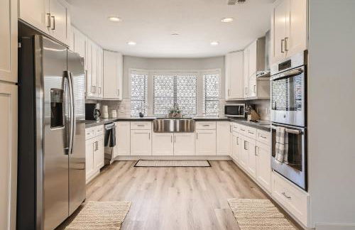 Lux life! Central location for business or play! - Foto 1