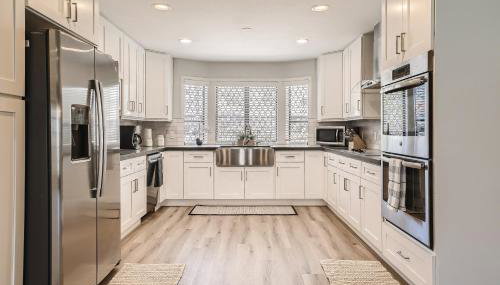 Lux life! Central location for business or play! - Foto 1