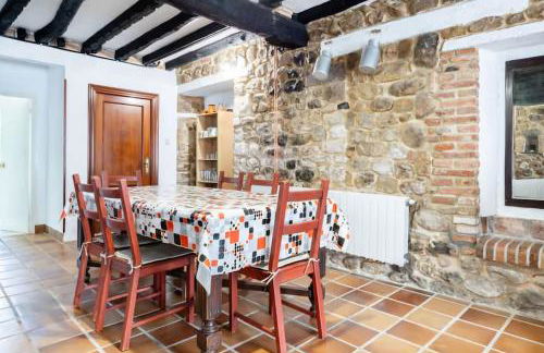 La Jomeruca ,espaciosa casa rural cerca de playa y montaña - Foto 50