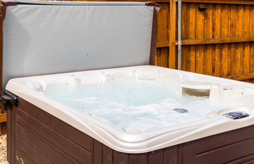 5280 Oasis - Hot Tub Walk to Sloan's Lake - Foto 52