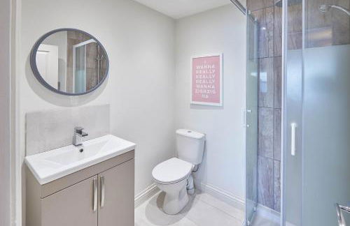 Host & Stay - 'Salty' Seaview - Foto 31