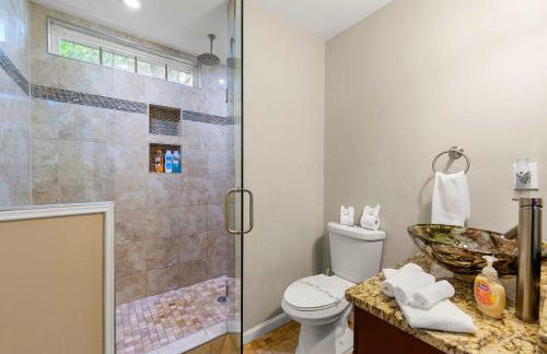 The Manor l 5-Bedrooms A Location Sleeps 12 - Foto 29