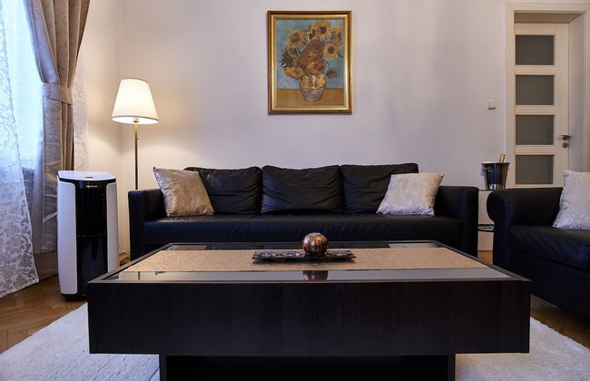 Old Town Square Royal Apartment - Photo 21