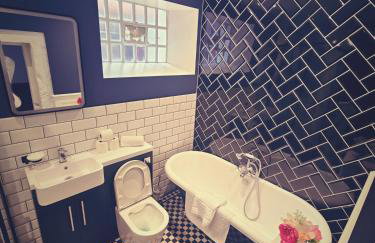 The Old Court House & Jail - Photo 34