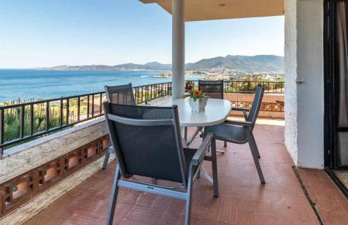 Grifeu 5 Apartamento luminoso con terraza y vistas - Foto 5