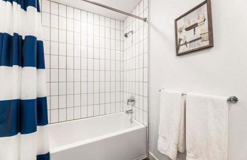 2BD 2BA Stylish Arts District Retreat, Walk to Little Tokyo - Foto 17