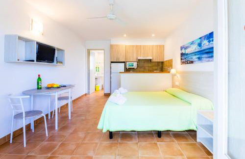 Apartamentos Arenal Playa Menorca - Photo 25