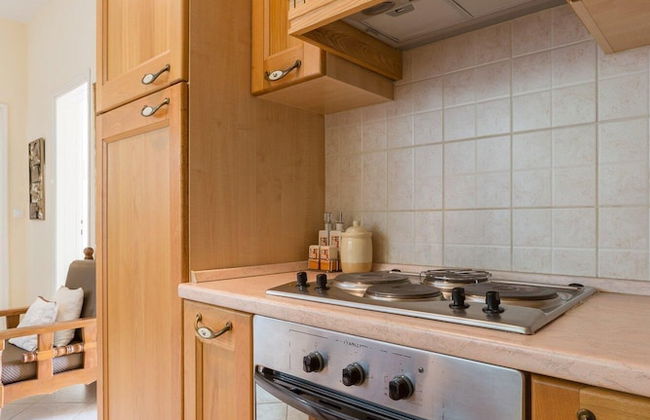 Villa Aris Large Private Pool Walk to Beach Sea Views A C Wifi - 2453 - Foto 12