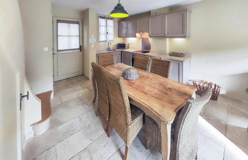 2 Bedroom Lovely Home In Stlaurent-De-La-Cabr - Foto 5