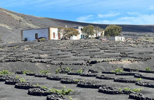 Luxury 3-bedroom villa with heated private pool - in Marina Rubicon, Playa Blanca, Lanzarote - Foto 27