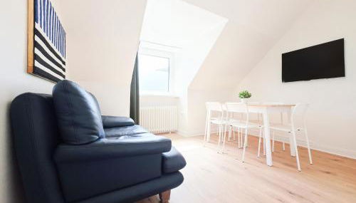 Tolstov Apartments - 3 Room Attic Apartment - Kitchen - 5 min to Messe DUS - Foto 4, heating