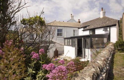 Gorgeous Cottage Parking Short Walk to Beach - Foto 20