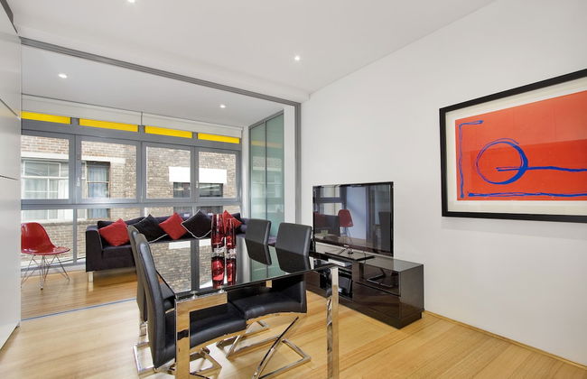 Little New York on Riley - Photo 5