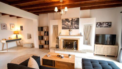 DIMIS ASOMATOS HOMES - Foto 2