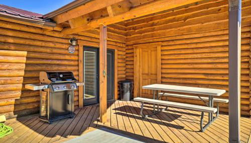 Remote Cabin with Gas Stove Less Than 7 Mi to Town! - Foto 2