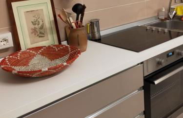 Ca' Spadoni, centro storico, piano terra, ingresso indipendente, teatro, parcheggio, - Foto 11