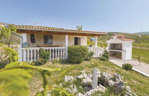 One-Bedroom Holiday Home In Danilo - Photo 5