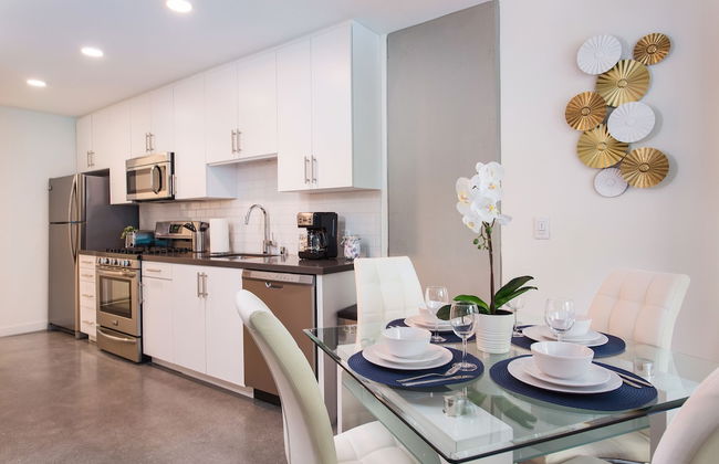 Downtown LA Luxury Two Bedroom Apartment - Foto 9