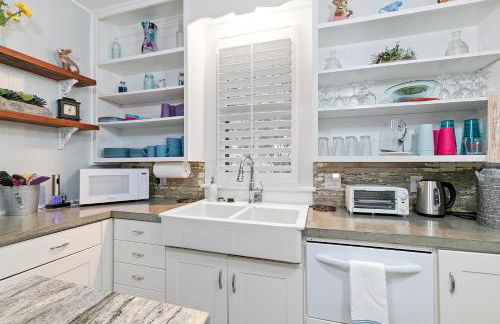 Ms. Bunny's Bungalow - Photo 8