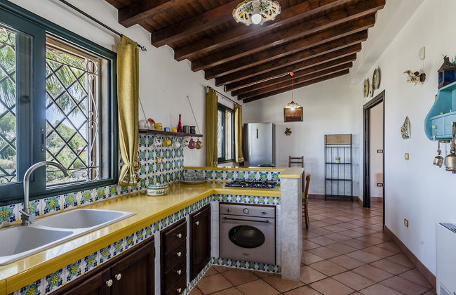 Charming Sea View Villa close to beach - Foto 9