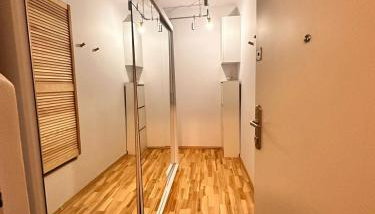 Warsaw Stay - Foto 5, wardrobe