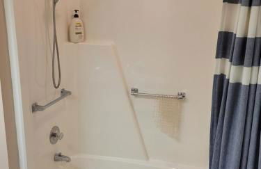 Trader Scott's - Lakefront and Gorgeous! - Foto 31