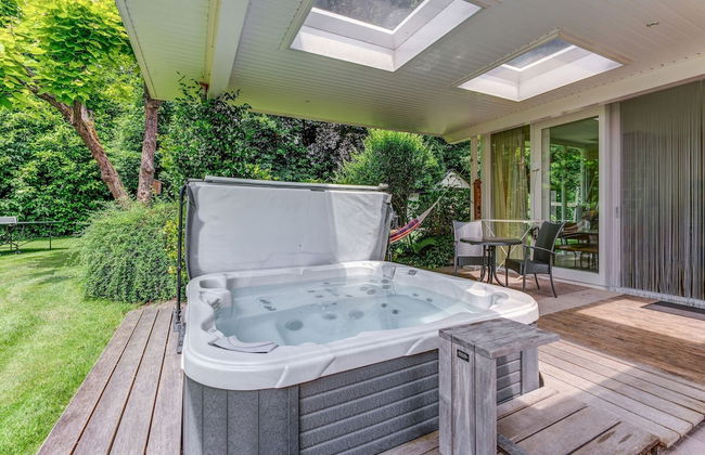 Beautiful Holiday Home in Oldenzaal with Hot Tub - Foto 19