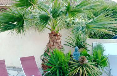 T3 de 35m2 - Bord de mer - plage de la Nartelle- Sainte maxime - piscine partagée -Parking - BBQ - 2 Chambres 2 Salle de bains - Foto 24