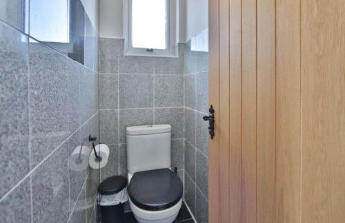 Highfield Home with free parkings, Surbiton, Kingston upon Thames, Surrey, Greater London , UK - Foto 11