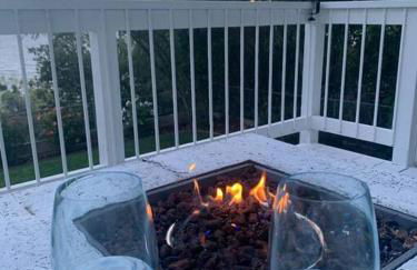 Glenhaven with Exotic Lake View - Foto 17