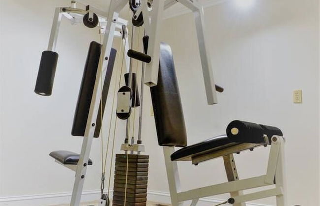 Unique and Secluded Country Estate Near Pittsburgh - Foto 14