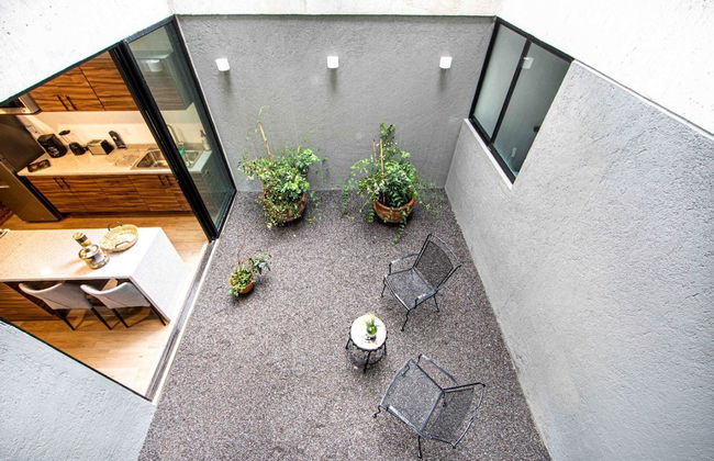 Brand New 1BDRM Private Patio Apartment 5 Stars - Foto 8