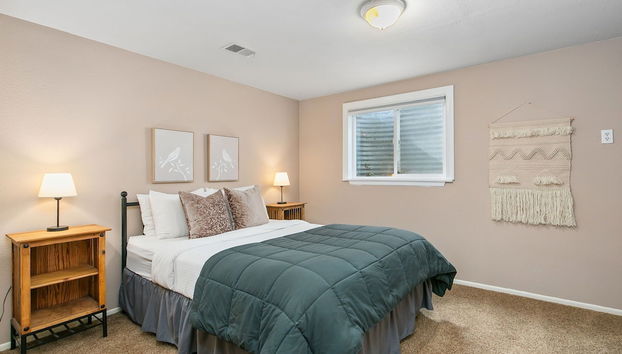 The Rustic Retreat - Pet Friendly w/ Fenced Yard - Foto 2, Habitación