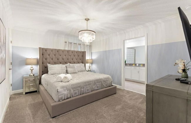 Gorgeous 4 Bd w Pool at Storey Lake Resort 4277 - Photo 43