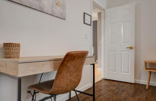 Mirage Pool House - Heart of LV, Swimming Pool, Games, heavenly relaxation - Photo 29