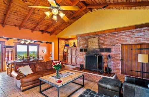 Legendary 3 Bedroom Estate with Pool & Hot Tub! - Foto 46