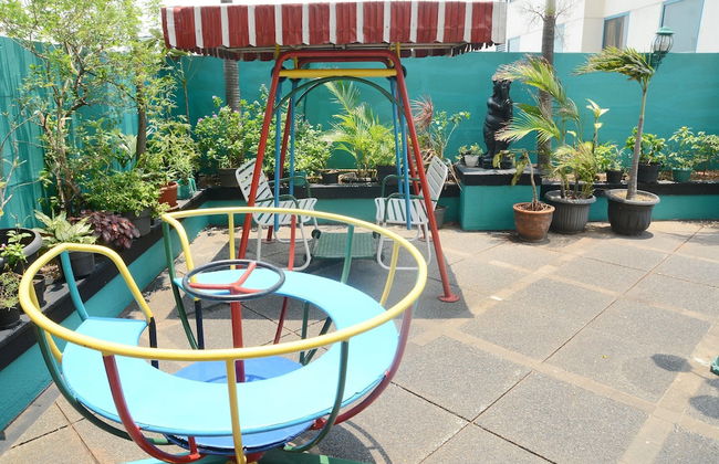 Spacious and Good 3BR Pangeran Jayakarta Apartment - Photo 29