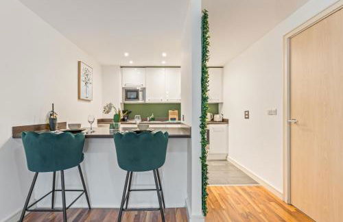 2-Bed Apt-Sleeps 5-Long Stays-Oxford St - Foto 19
