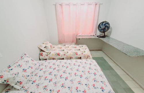 CASA - localizada no centro de Campo Grande - 2 quartos com ar e garagem para 2 carros - Foto 19