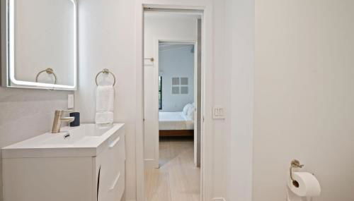 Coconut Grove Mid-Century Jungle Oasis - Foto 2, towels