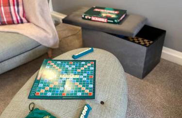 Rhubarb Retreat - Stylish House, Sleeps 5, 10 mins to Durham City & Parking & Garden - Foto 35