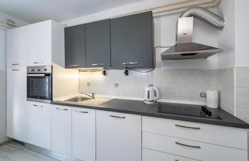 Spacious Holiday Home Joy with pool and playground, Suhovare - Foto 19