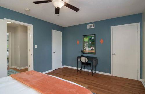 5min drive to AN Golf Club l Pet-Friendly l Big Backyard, BBQ & Fun Activities - Foto 54